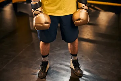athletic boxer with gloves for improved recovery section of 5a hydroxy laxogenin product page